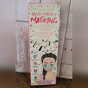 ✨ New! Mary Kay Limited Edition Mad About Masking Pod Gift Set ✨